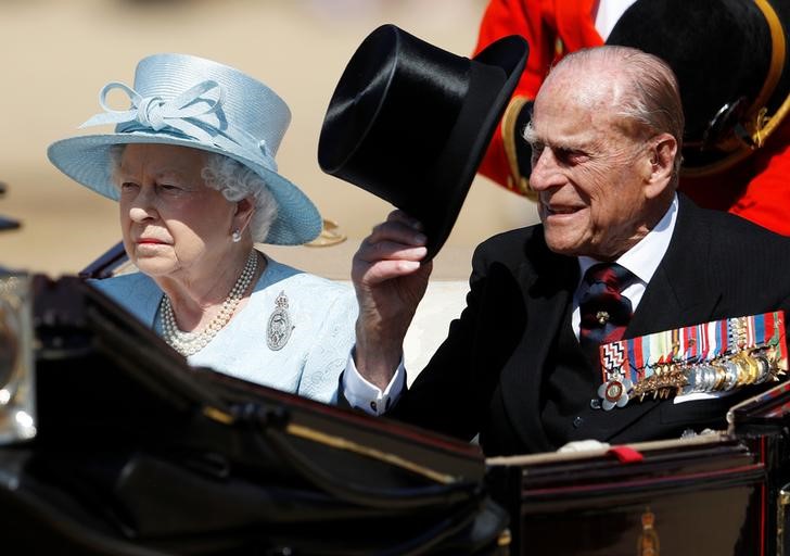 2017-06-21T095959Z_1_LYNXMPED5K0O1_RTROPTP_3_BRITAIN-ROYALS.JPG