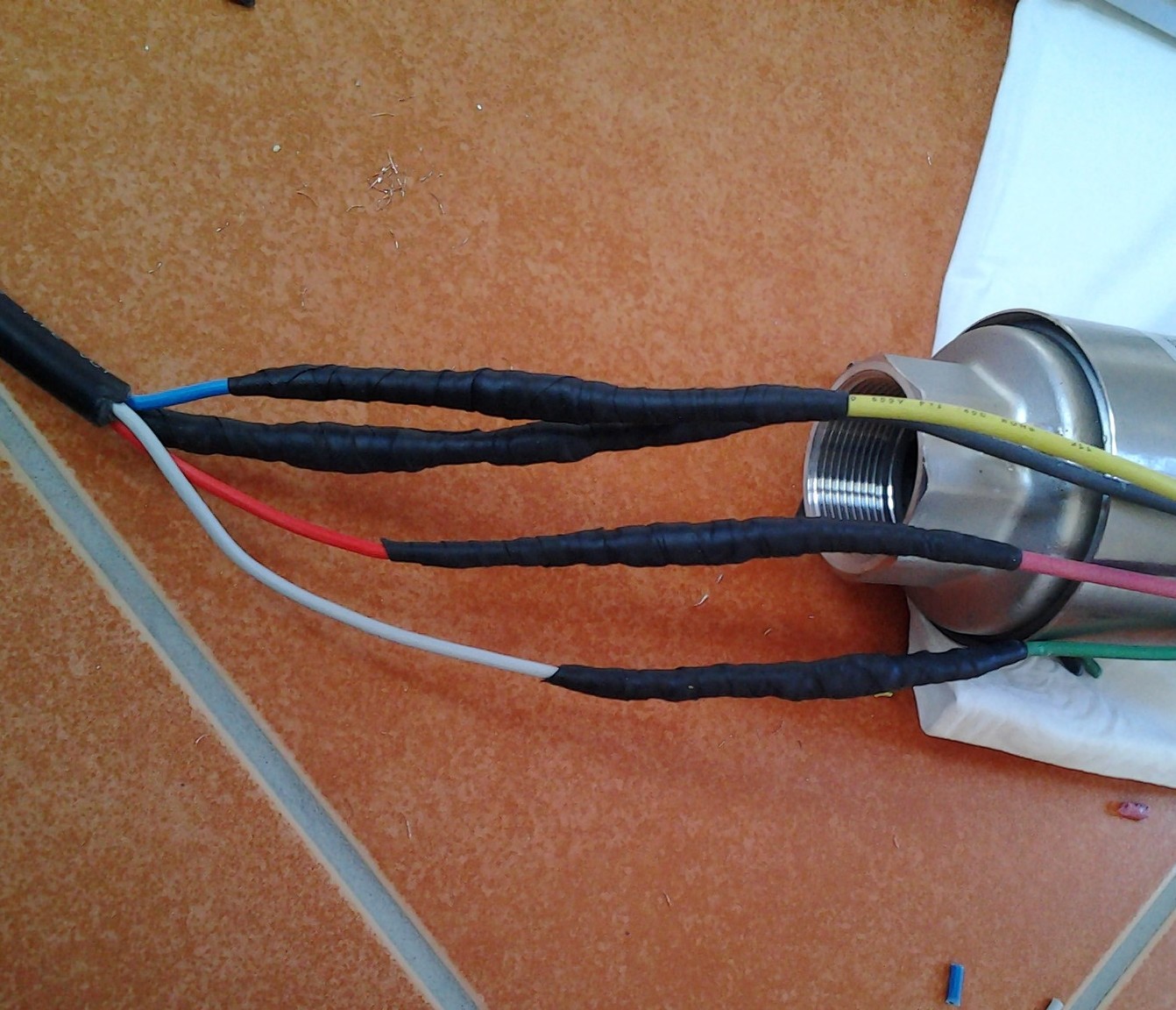 pump wiring colours (10).jpg