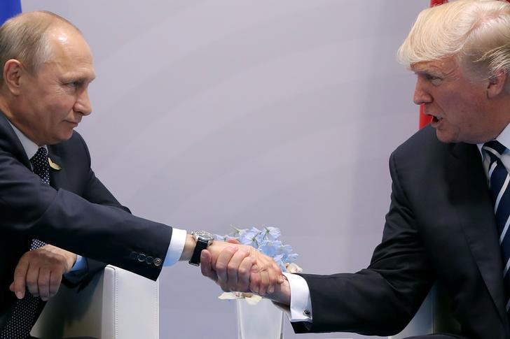 2017-07-20T103738Z_1_LYNXMPED6J0OW_RTROPTP_3_G20-GERMANY-TRUMP-PUTIN.JPG