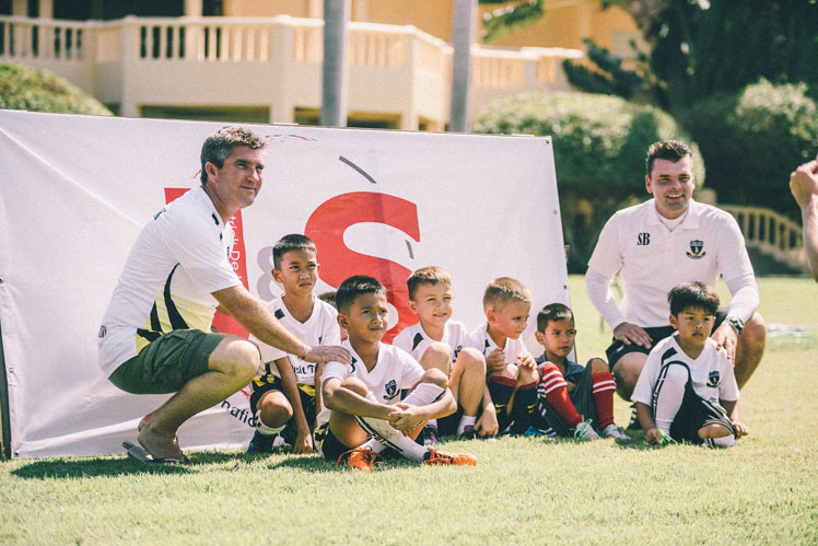 Patrick de Koster, left, and Steve Barbe, right, with players.jpg