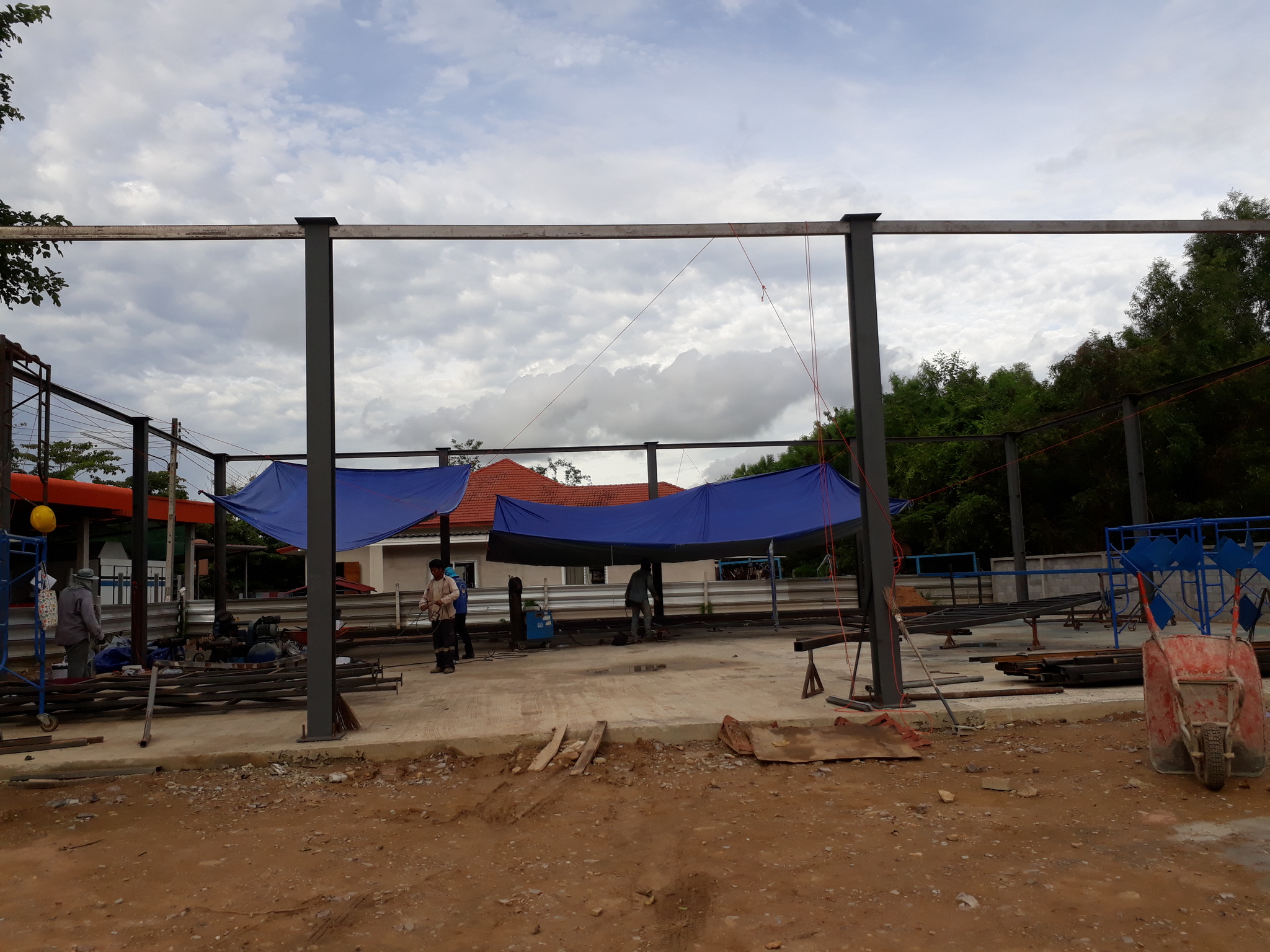 roof frame 4.jpg
