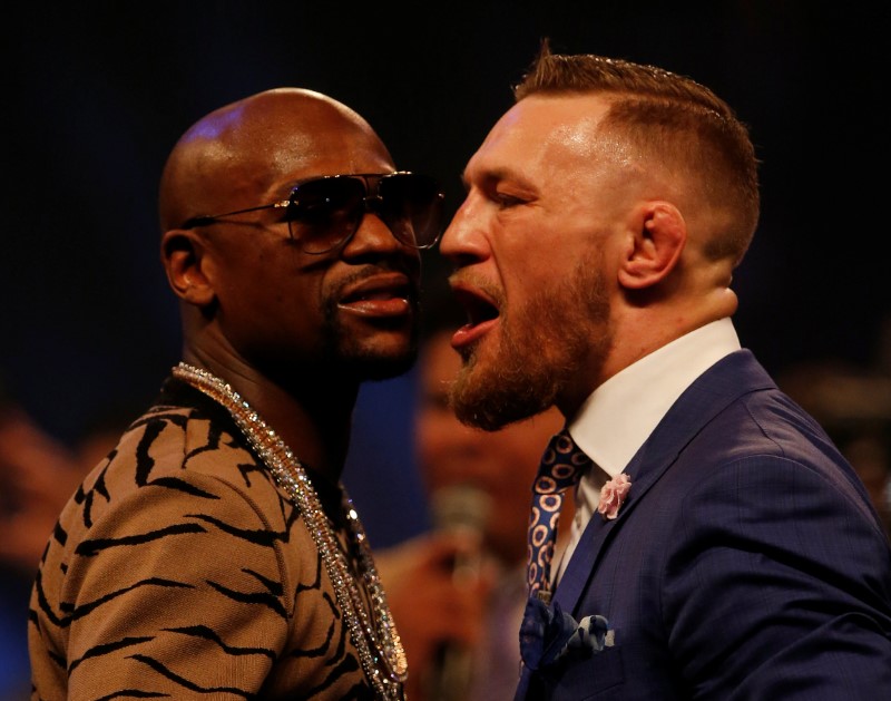 2017-08-17T022318Z_1_LYNXNPED7G02L_RTROPTP_3_BOXING-MAYWEATHER-MCGREGOR.JPG