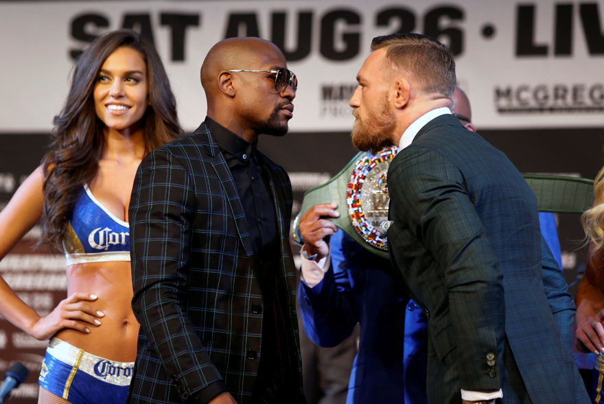 2017-08-24T010458Z_1_LYNXNPED7N02N_RTROPTP_4_BOXING-MAYWEATHER-MCGREGOR.JPG