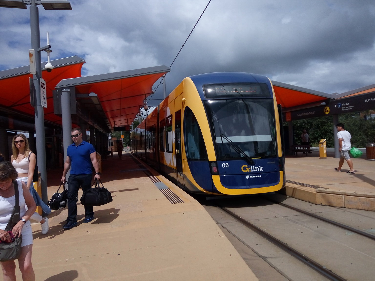 Gold Coast tram.jpg