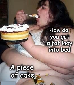 59a7cb23a88c0_fatladycake.jpg.58ed8e4210ed6d75290a10ec963eb397.jpg