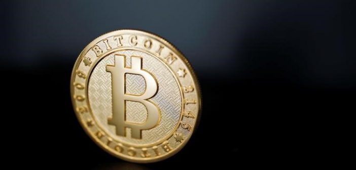 2017-07-07T040808Z_1_LYNXMPED6607Q_RTROPTP_3_CURRENCY-BITCOIN-702x336.jpg