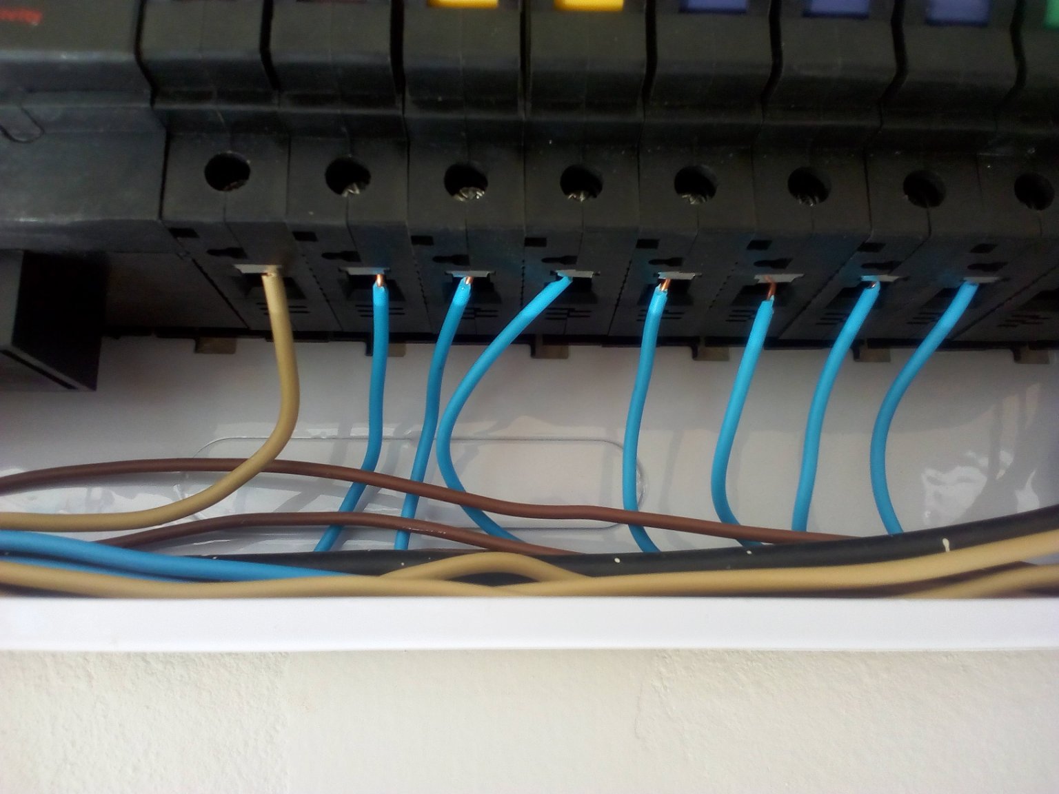 Breaker Box Bottom_S.jpg