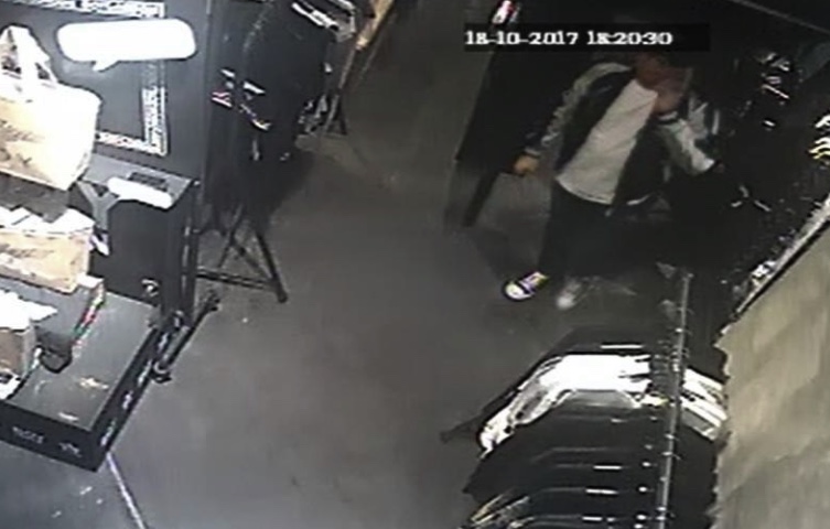 4pm1.jpg