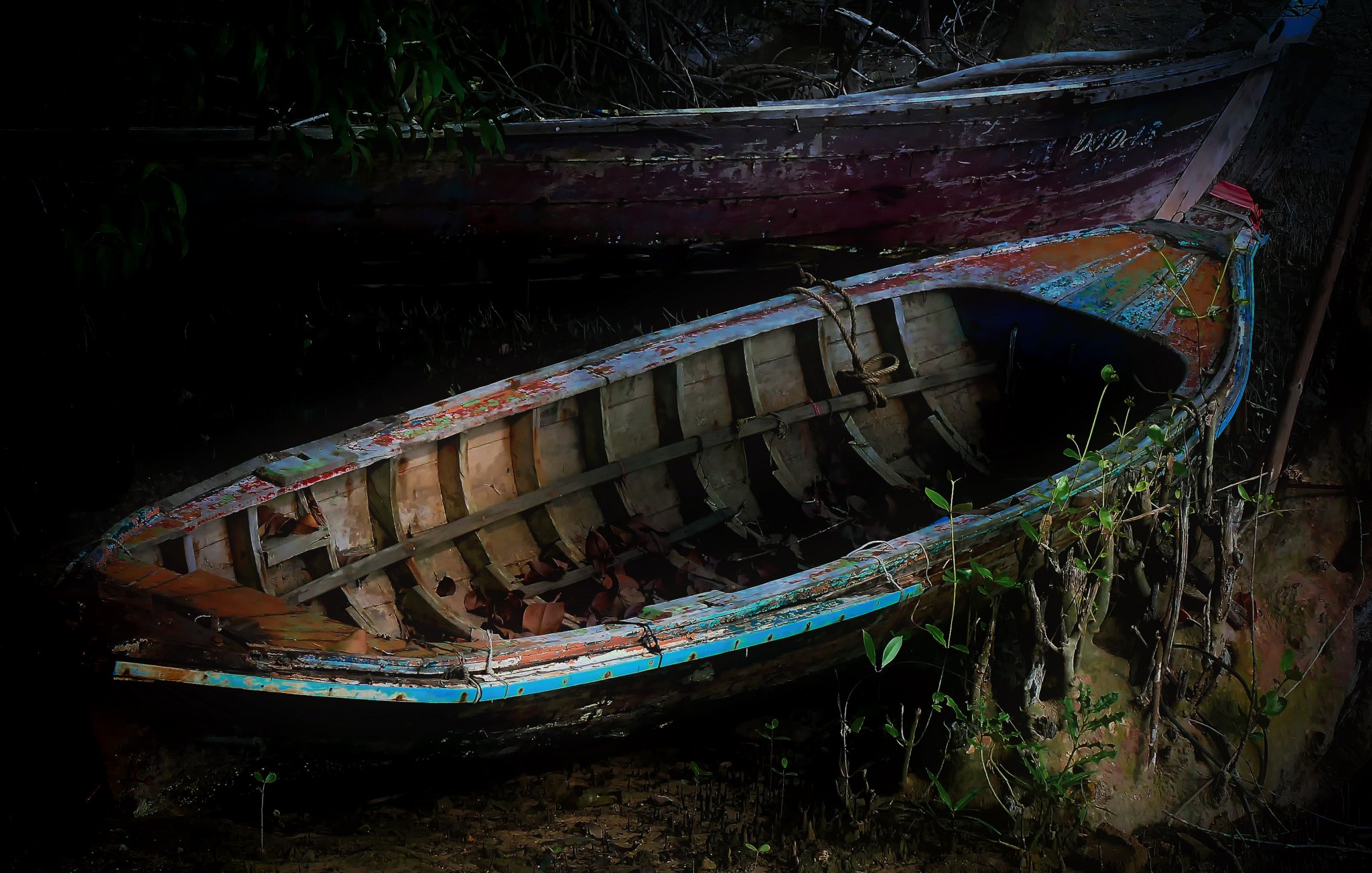 59d765df8cf66_retiredThaifishingboats.thumb.jpg.2608492a088ea8f6865dbdf58f20bbbe.jpg