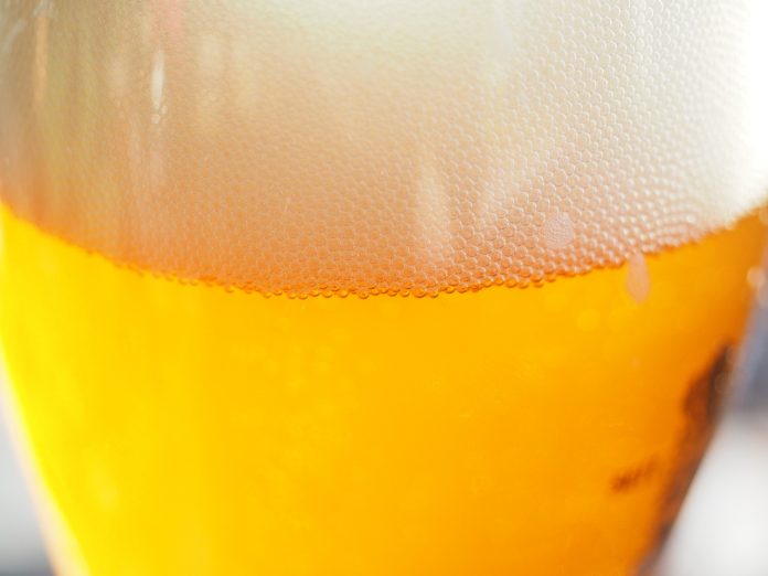 beer.foam_.noaattrib-696x522.jpg