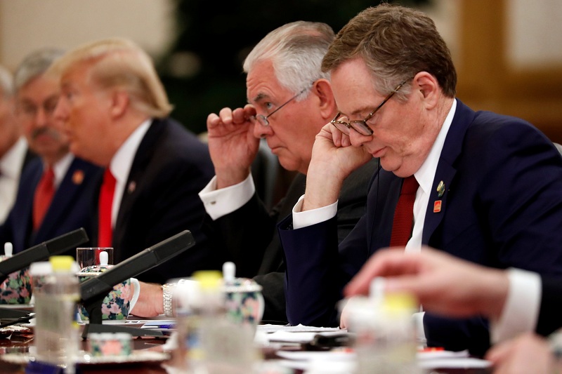 2017-11-09T075938Z_1_LYNXMPEDA80K4_RTROPTP_4_TRUMP-ASIA-CHINA.JPG