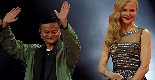 2017-11-10T171541Z_1_LYNXMPEDA91NU_RTROPTP_4_SINGLES-DAY-ALIBABA-647x336.jpg