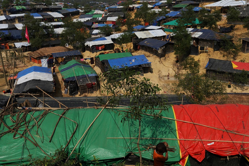 2017-11-23T062313Z_1_LYNXMPEDAM08Q_RTROPTP_4_MYANMAR-ROHINGYA-BANGLADESH.JPG