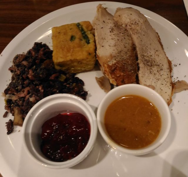 5a11b84c5fec4_DDHolidayMenu0.jpg.31e359dc7fcd8c1597c3e5ff31f33d9b.jpg