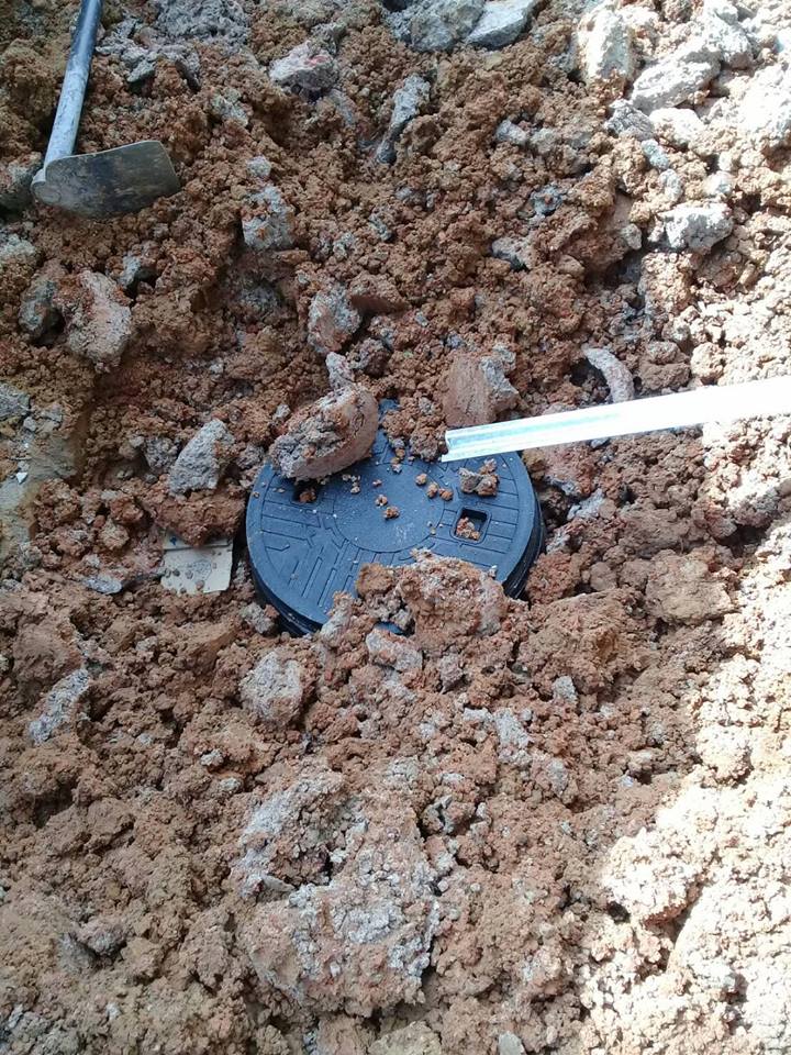 5a19571ed5aaa_septictank1.jpg.bbfef3900bc2613537b337641e3da08d.jpg