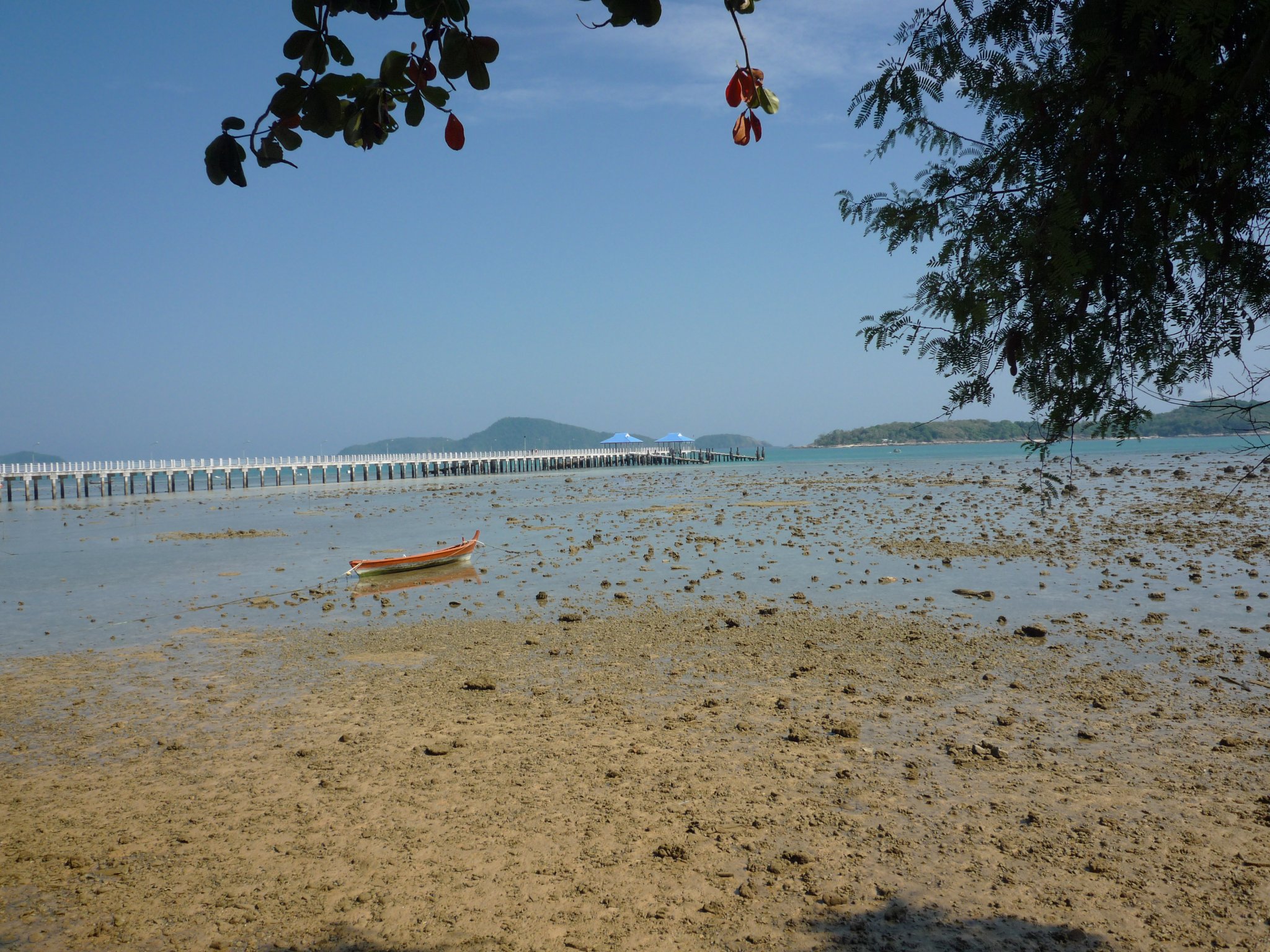 Phuket_-_Rawai_Beach_14.jpg