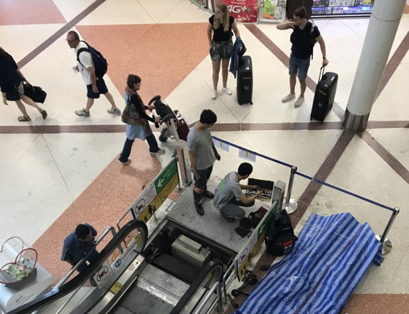 escalator-broken-1024x789.jpg