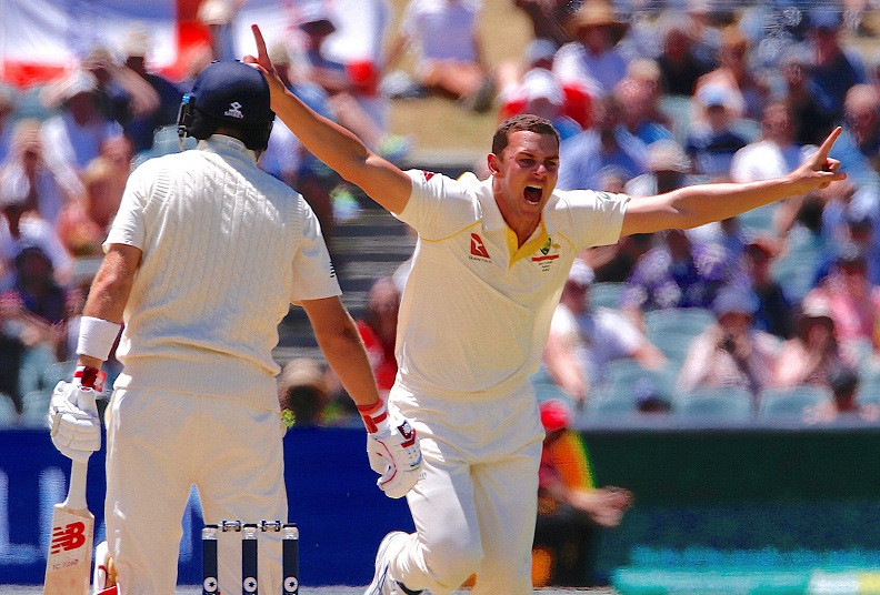 2017-12-06T052237Z_1_LYNXMPEDB508Y_RTROPTP_4_CRICKET-ASHES.JPG