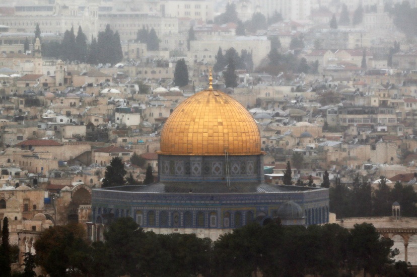 2017-12-06T100122Z_1_LYNXMPEDB50PT_RTROPTP_4_USA-TRUMP-ISRAEL.JPG