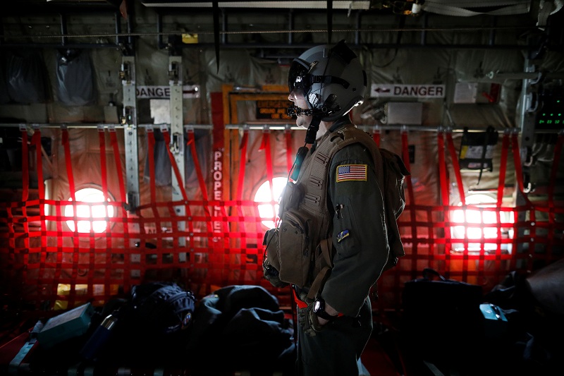 2017-12-07T094057Z_1_LYNXMPEDB60OA_RTROPTP_4_NORTHKOREA-MISSILES-DRILL.JPG