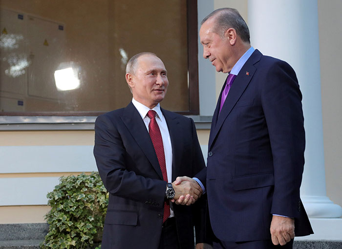 2017-12-07T185449Z_2_LYNXMPEDB61QR_RTROPTP_4_MIDEAST-CRISIS-SYRIA-RUSSIA-SUMMIT.JPG