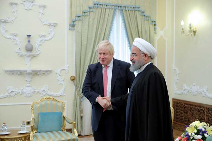 2017-12-10T134212Z_1_LYNXMPEDB90G6_RTROPTP_4_BRITAIN-IRAN-JOHNSON.JPG