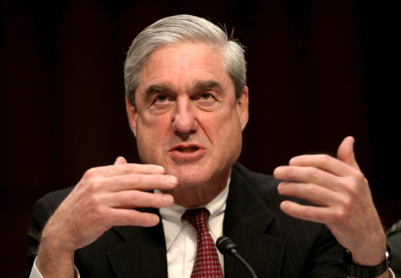 2017-12-17T201119Z_2_LYNXMPEDBF0KI_RTROPTP_3_USA-TRUMP-FBI.JPG