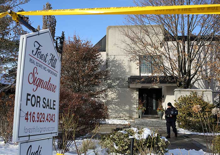 2017-12-18T011309Z_1_LYNXMPEDBH017_RTROPTP_4_CANADA-DEATH-APOTEX.JPG
