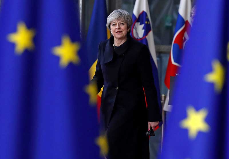 2017-12-18T030819Z_1_LYNXMPEDBH056_RTROPTP_4_BRITAIN-EU-MAY.JPG