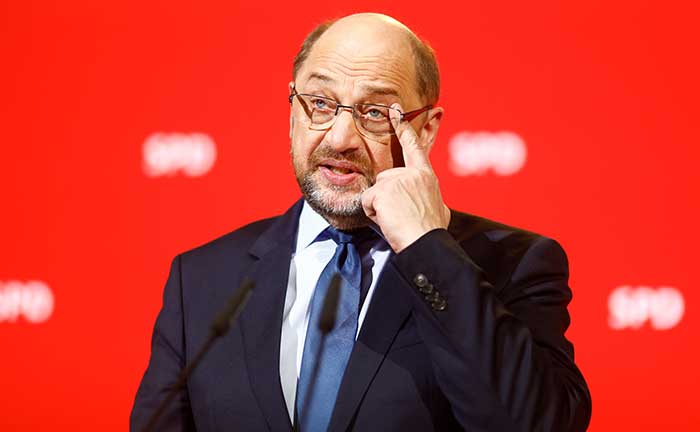 2017-12-18T033038Z_1_LYNXMPEDBH06P_RTROPTP_4_GERMANY-POLITICS-SPD.JPG