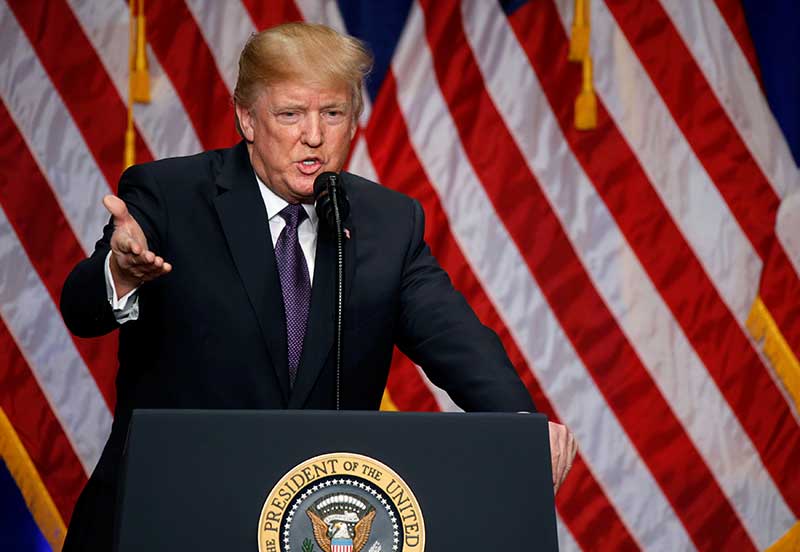 2017-12-18T194659Z_1_LYNXMPEDBH1J7_RTROPTP_4_USA-TRUMP-SECURITY.JPG