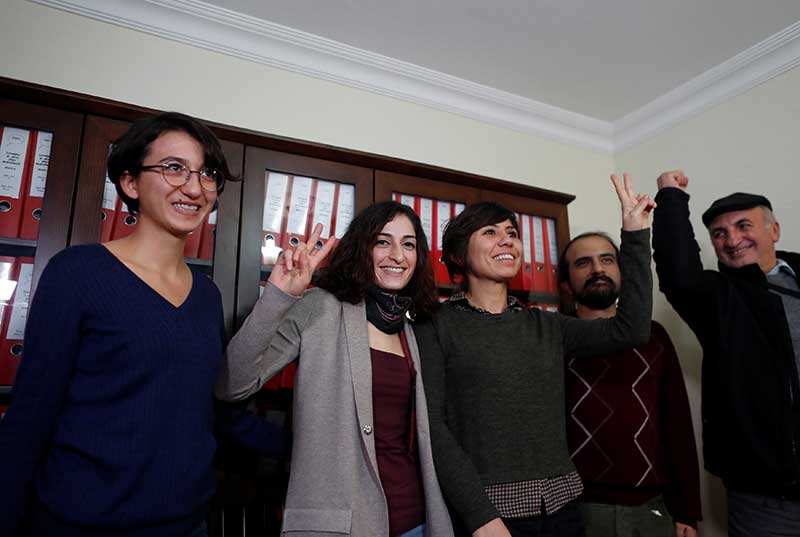 2017-12-18T230821Z_1_LYNXMPEDBH1PI_RTROPTP_4_GERMANY-TURKEY.JPG