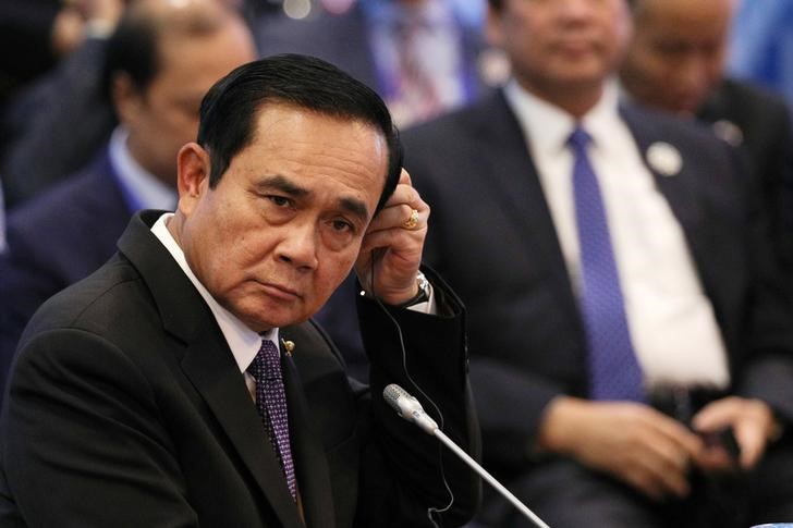 2017-12-19T074341Z_1_LYNXMPEDBI0EI_RTROPTP_3_ASEAN-SUMMIT.JPG