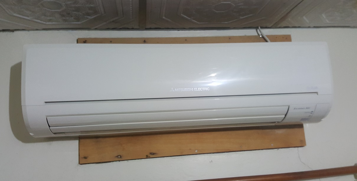 5a3238d62720f_Mitsuaircon18000BTU4years9months.jpg.246c8be971d1b95fbe8f7df354a78eda.jpg