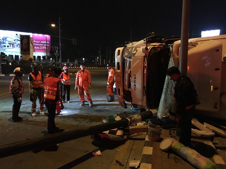 crash-truck.jpg