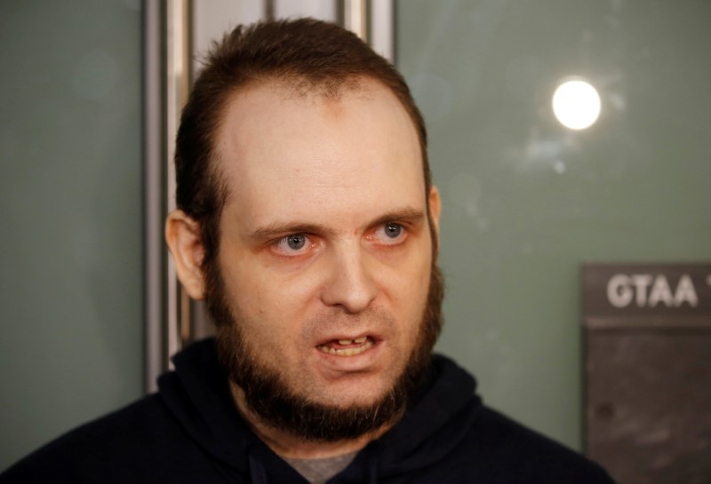 2018-01-02T222756Z_1_LYNXMPEE010Z9_RTROPTP_3_CANADA-BOYLE-ARREST.JPG