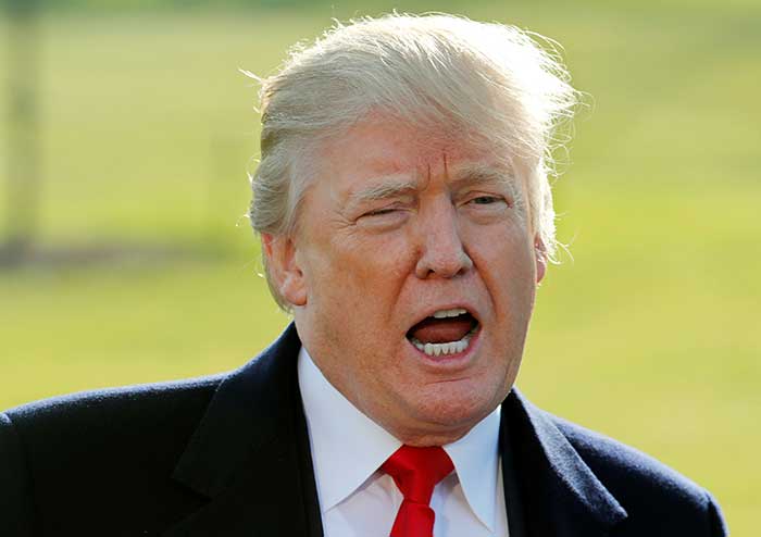 2018-01-02T225542Z_1_LYNXMPEE010ZU_RTROPTP_4_TRUMP-PAKISTAN.JPG