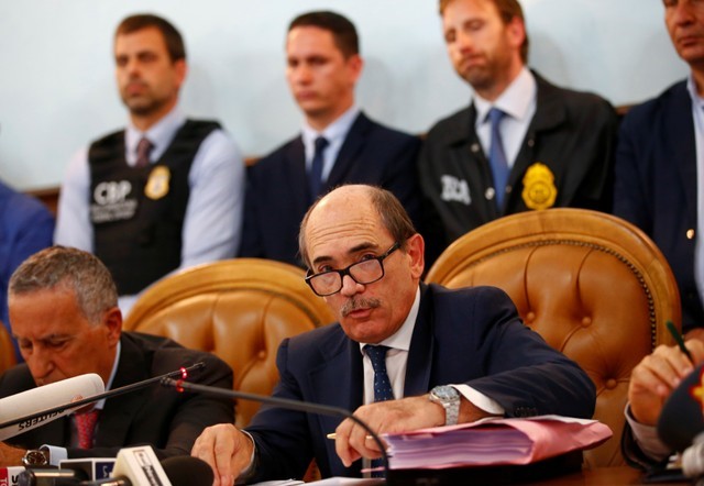 2018-01-18T154625Z_1_LYNXMPEE0H1AX_RTROPTP_3_ITALY-COCAINE.JPG