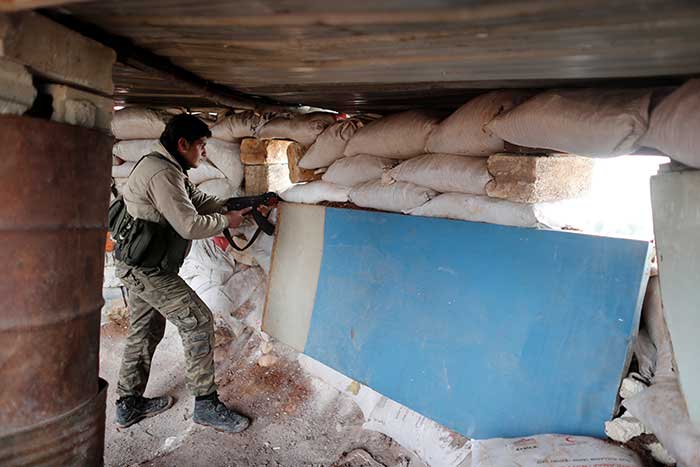 2018-01-21T164311Z_1_LYNXMPEE0K0O6_RTROPTP_4_MIDEAST-CRISIS-SYRIA-TURKEY.JPG