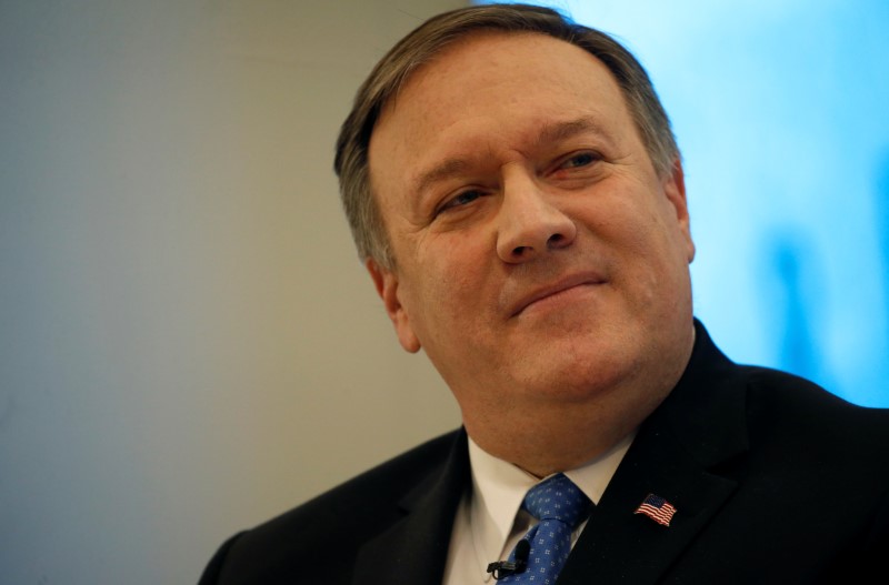 2018-01-24T181817Z_1_LYNXMPEE0N1VF_RTROPTP_3_USA-TRUMP-RUSSIA.JPG