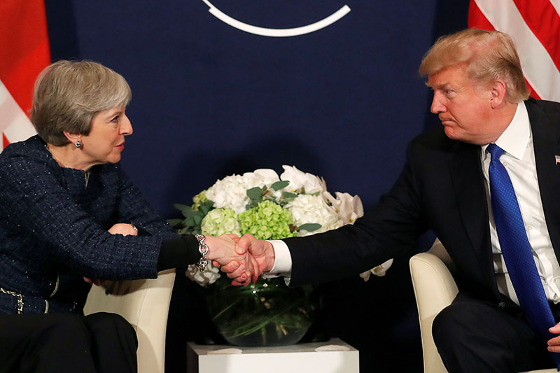 2018-01-28T105656Z_2_LYNXMPEE0R07N_RTROPTP_4_DAVOS-MEETING-TRUMP.JPG