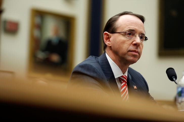 2018-01-29T053457Z_1_LYNXMPEE0S0C2_RTROPTP_3_USA-TRUMP-RUSSIA.JPG
