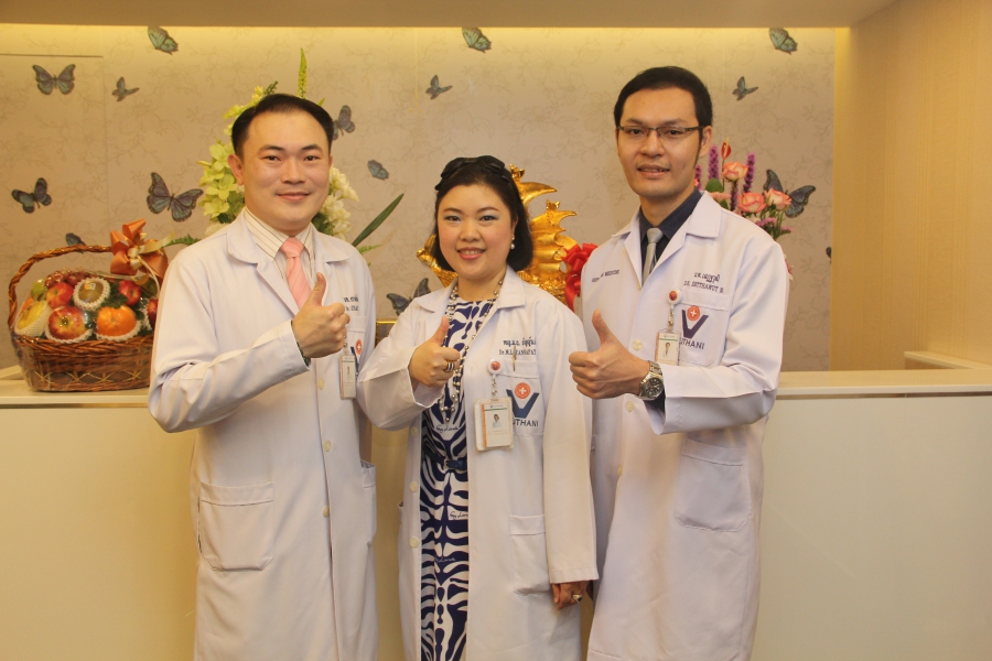 Specialists at Vejthani Q-Life Center.JPG