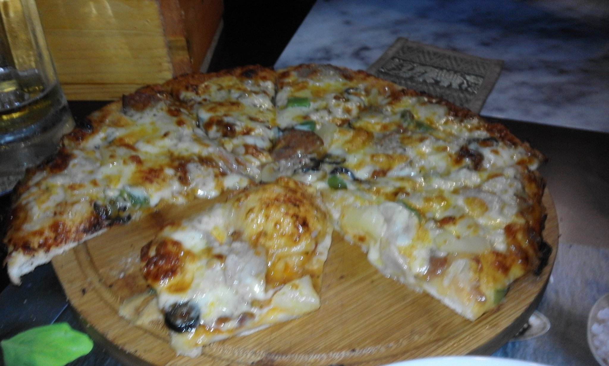 Pizza at Hongkong Garden.jpg