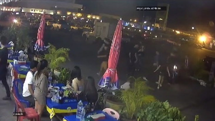 6pm.jpg