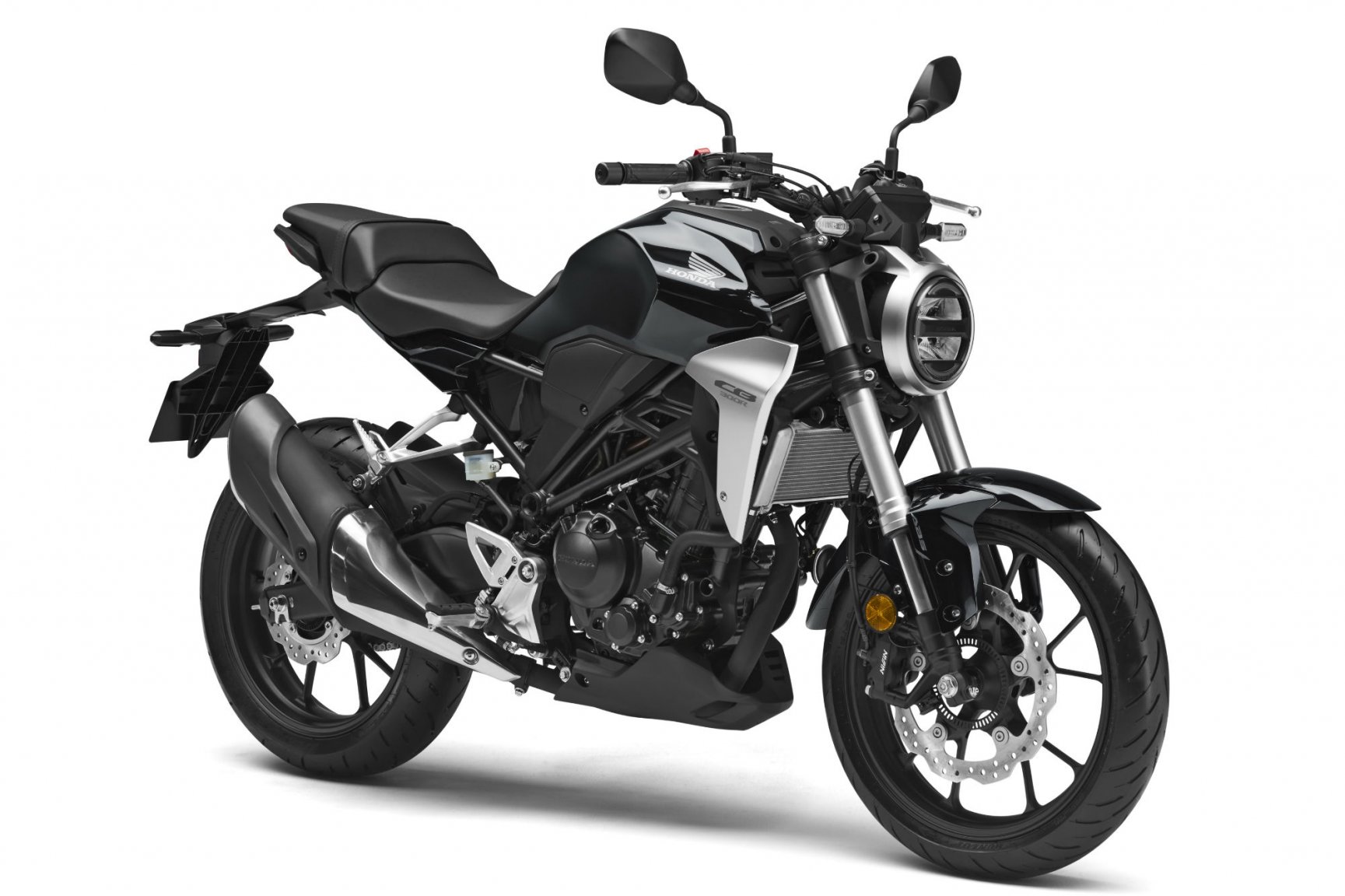 CB300R_Black_7.thumb.jpg.e15babee0e401ebe919dc2db9ca6cf14.jpg