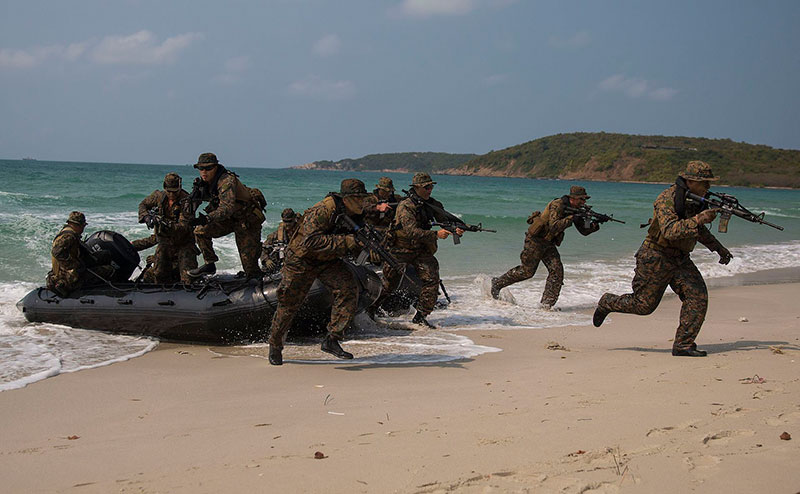 Cobra_Gold_amphibious_demonstration_in_Thailand.jpg