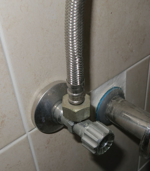 pipe.jpg.167484fd2b65545fdabcb1162c6dddfc.jpg