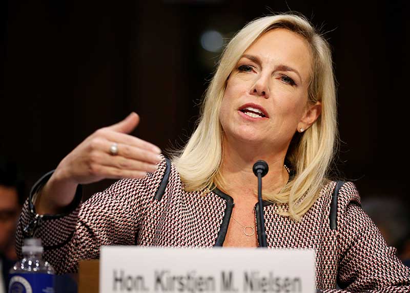 2018-02-01T004820Z_1_LYNXMPEE101YD_RTROPTP_4_USA-SECURITY-SENATE-NIELSEN.JPG