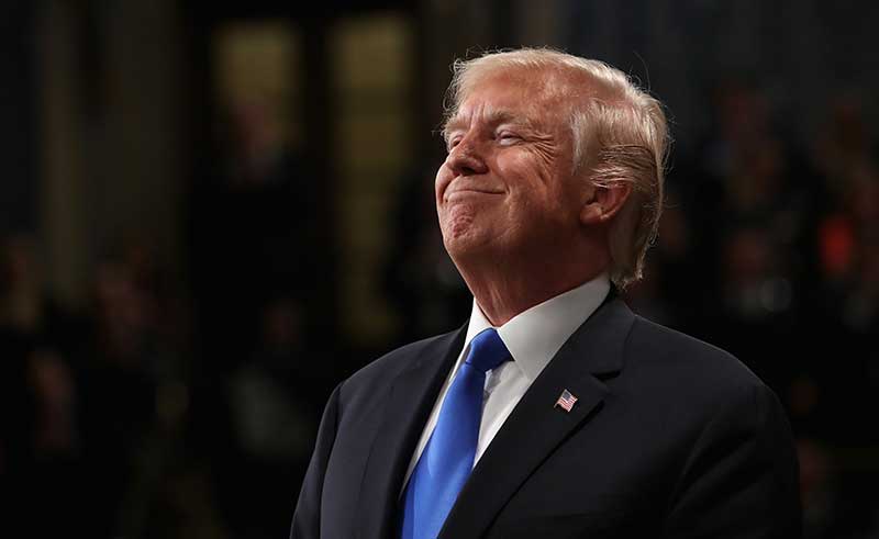 2018-02-01T005520Z_1_LYNXMPEE101YK_RTROPTP_4_USA-TRUMP.JPG